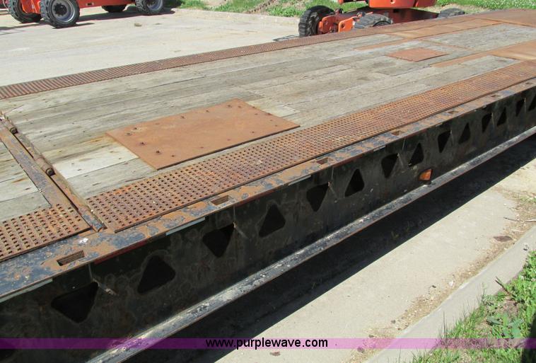 image for item I4170 2007 Trail King TK70HT trailer