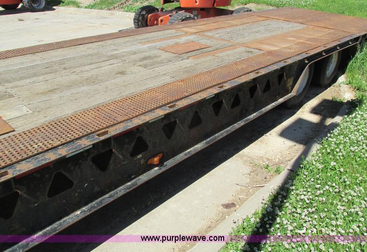 image for item I4170 2007 Trail King TK70HT trailer