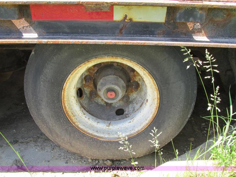 image for item I4170 2007 Trail King TK70HT trailer