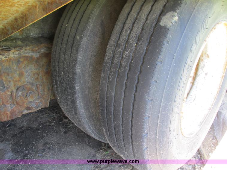 image for item I4170 2007 Trail King TK70HT trailer