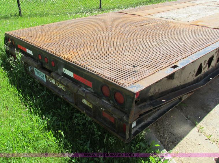image for item I4170 2007 Trail King TK70HT trailer