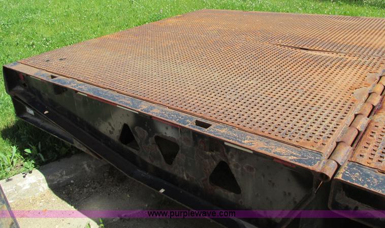 image for item I4170 2007 Trail King TK70HT trailer