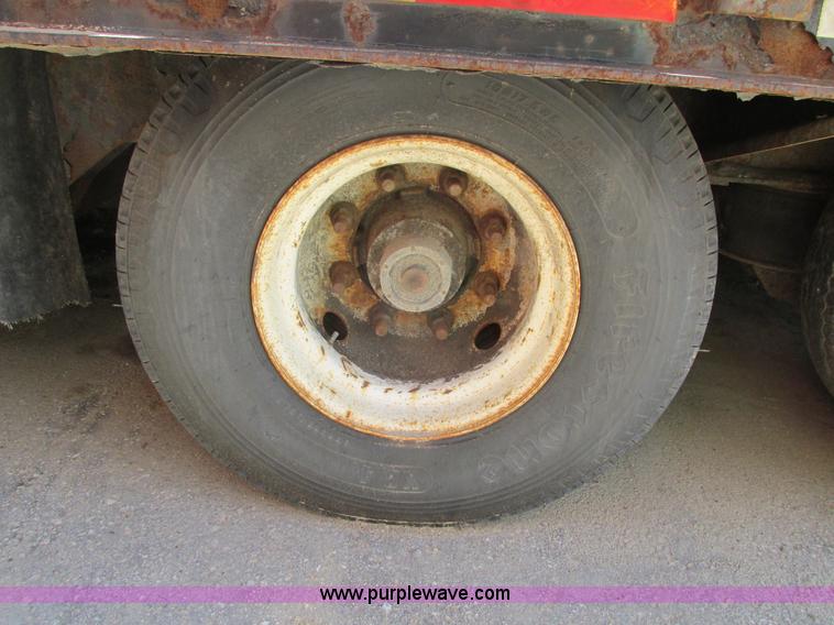 image for item I4170 2007 Trail King TK70HT trailer