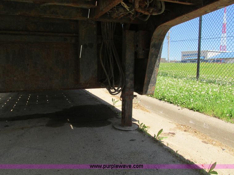 image for item I4170 2007 Trail King TK70HT trailer