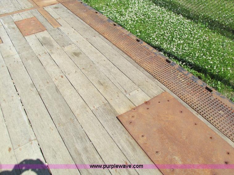 image for item I4170 2007 Trail King TK70HT trailer