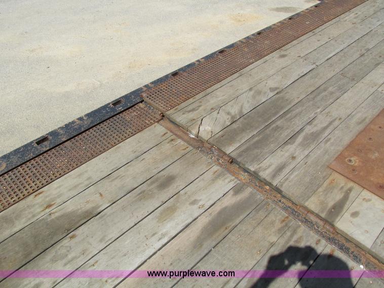 image for item I4170 2007 Trail King TK70HT trailer