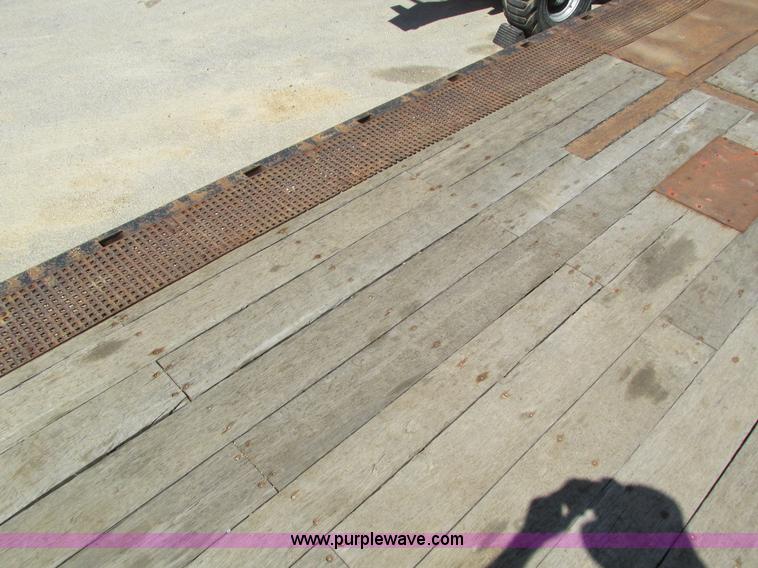 image for item I4170 2007 Trail King TK70HT trailer