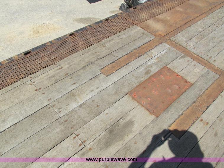 image for item I4170 2007 Trail King TK70HT trailer