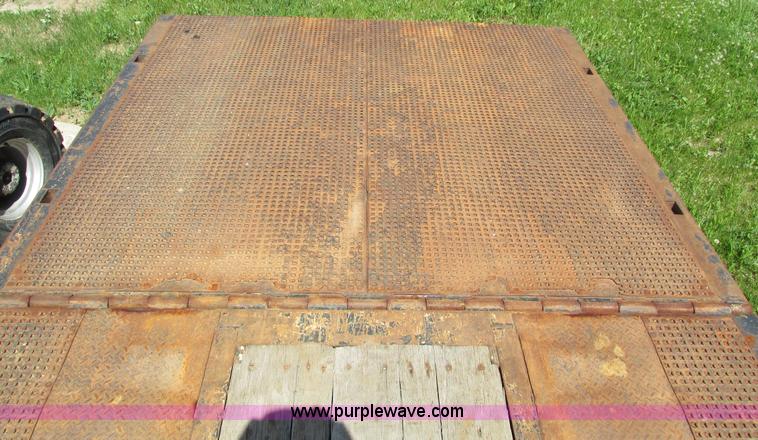 image for item I4170 2007 Trail King TK70HT trailer