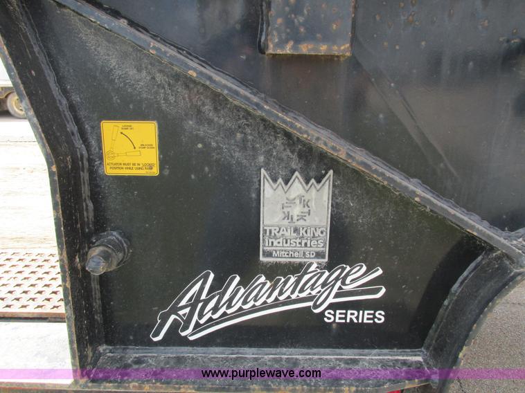 image for item I4172 2006 Trail King TK70HT-482 trailer