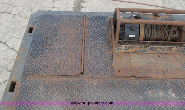 image for item I4172 2006 Trail King TK70HT-482 trailer