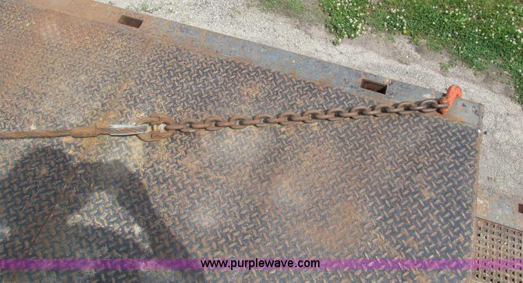 image for item I4172 2006 Trail King TK70HT-482 trailer