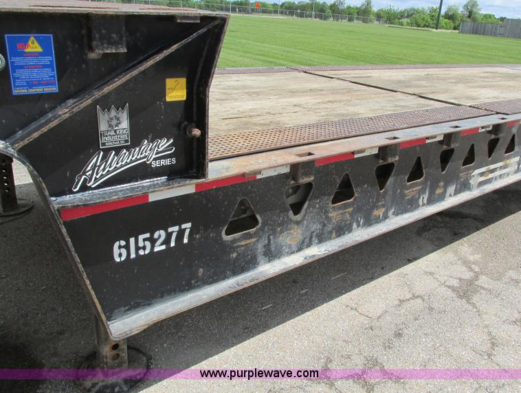 image for item I4172 2006 Trail King TK70HT-482 trailer