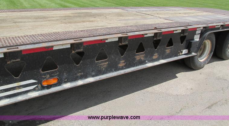 image for item I4172 2006 Trail King TK70HT-482 trailer