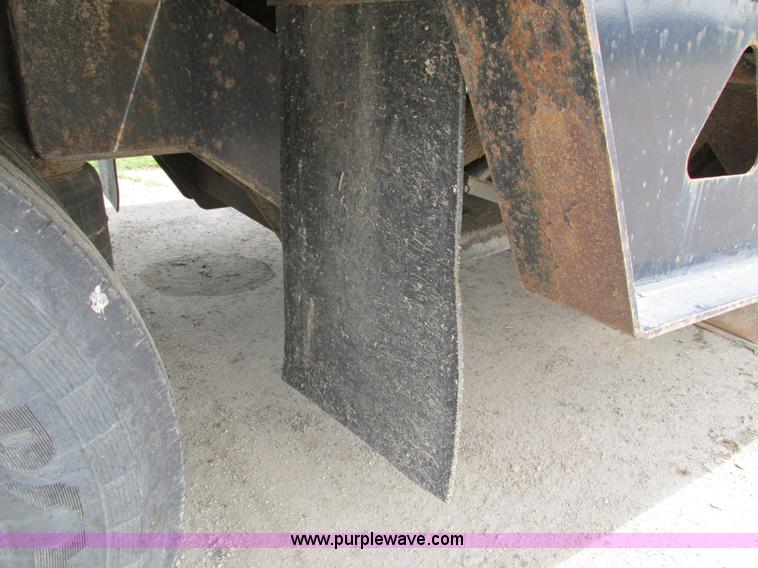 image for item I4172 2006 Trail King TK70HT-482 trailer