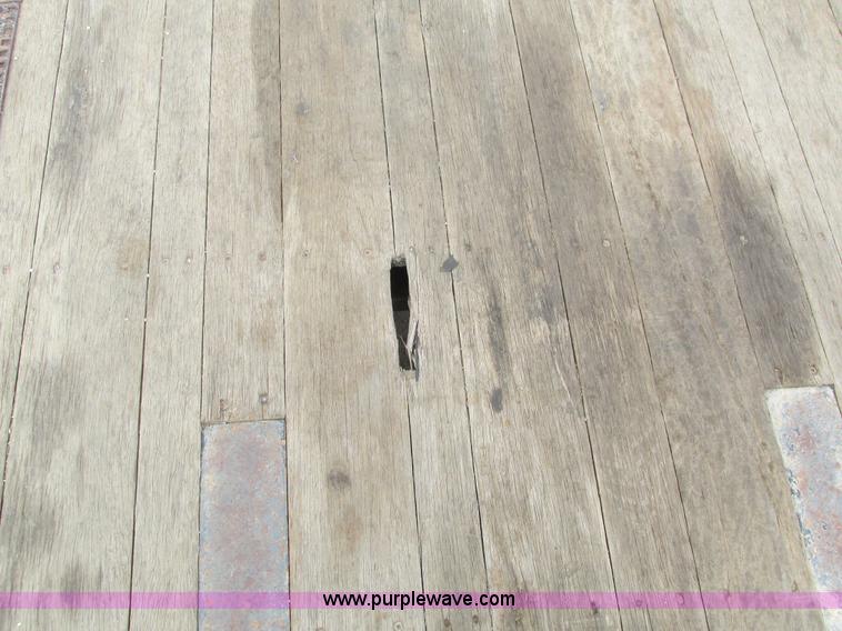 image for item I4172 2006 Trail King TK70HT-482 trailer