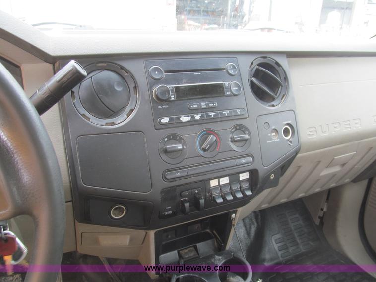 image for item I7003 2008 Ford F350 Super Duty XL service truck