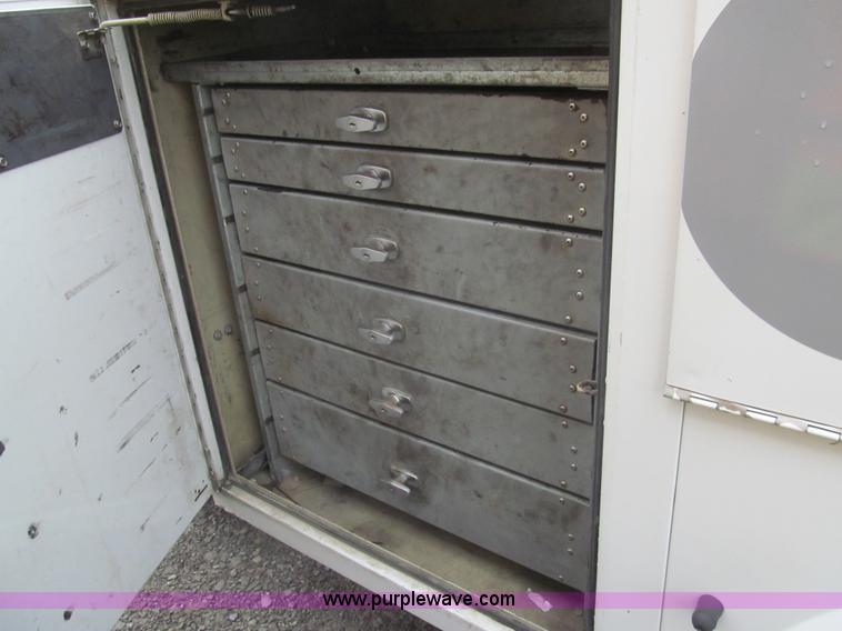 image for item I7003 2008 Ford F350 Super Duty XL service truck