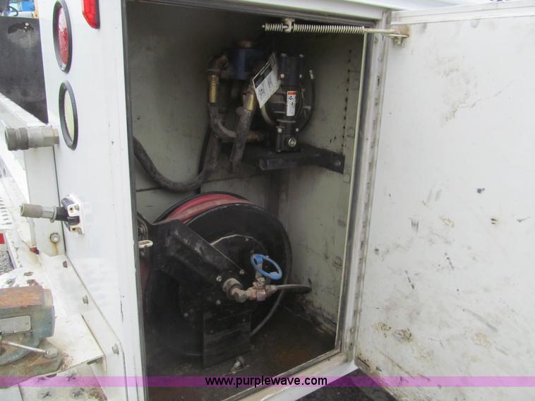 image for item I7003 2008 Ford F350 Super Duty XL service truck