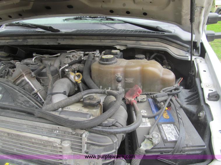 image for item I7004 2008 Ford F550 Super Duty XLT service truck with crane