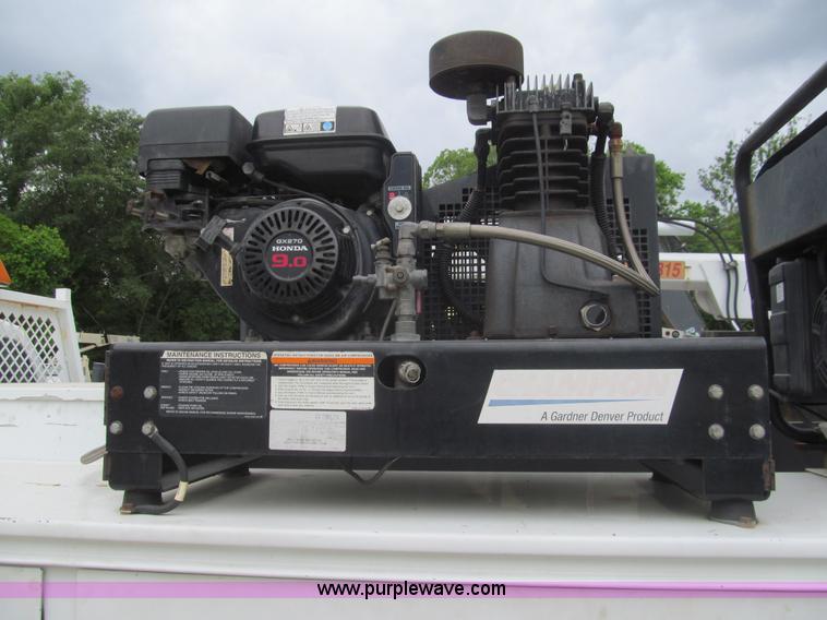 image for item I7004 2008 Ford F550 Super Duty XLT service truck with crane