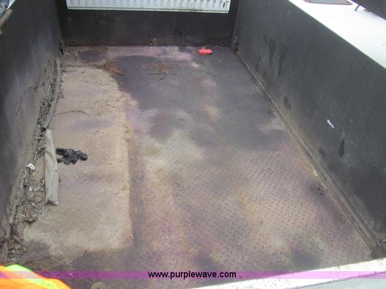 image for item I7004 2008 Ford F550 Super Duty XLT service truck with crane