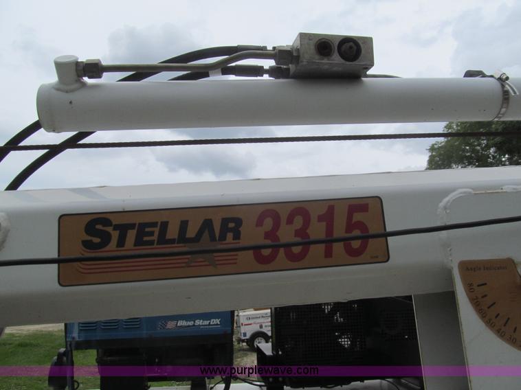 image for item I7004 2008 Ford F550 Super Duty XLT service truck with crane