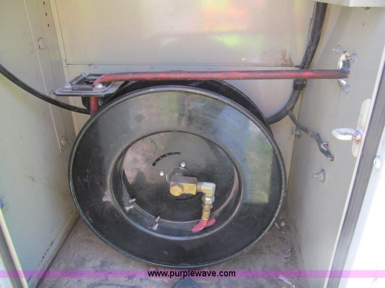 image for item I7005 2006 Ford F550 Super Duty XL service truck