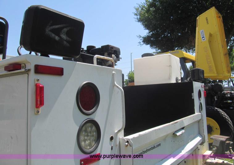 image for item I7005 2006 Ford F550 Super Duty XL service truck