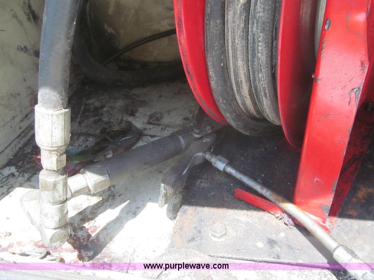 image for item I7005 2006 Ford F550 Super Duty XL service truck