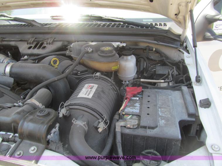 image for item I7005 2006 Ford F550 Super Duty XL service truck