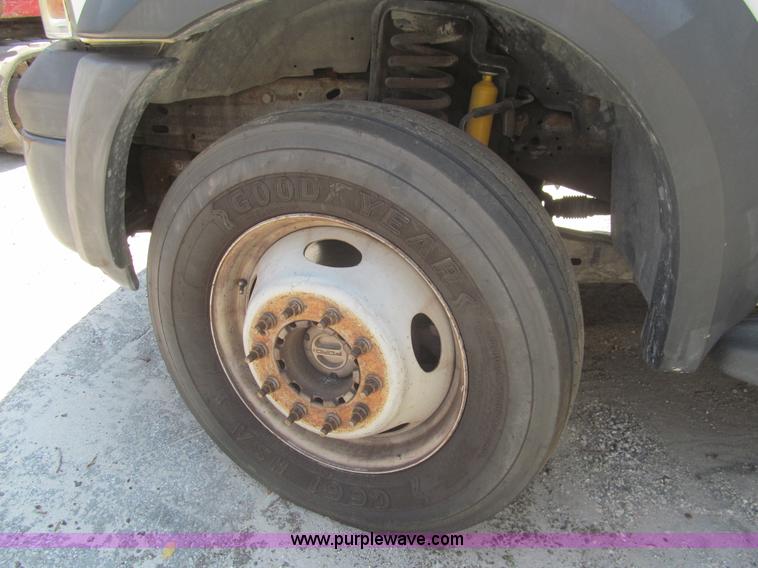 image for item I7005 2006 Ford F550 Super Duty XL service truck