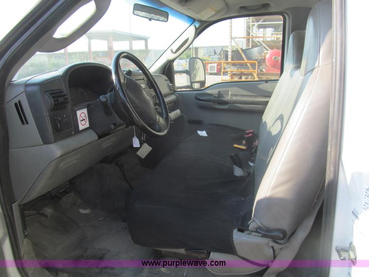 image for item I7006 2007 Ford F550 service truck