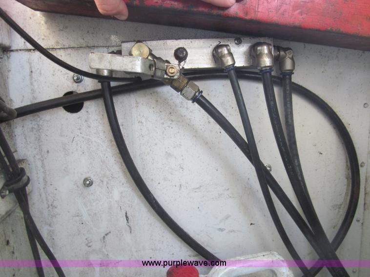 image for item I7006 2007 Ford F550 service truck