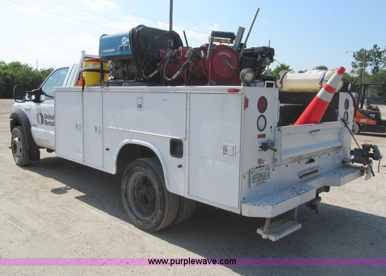 image for item I7007 2007 Ford F550 Super Duty XL service truck