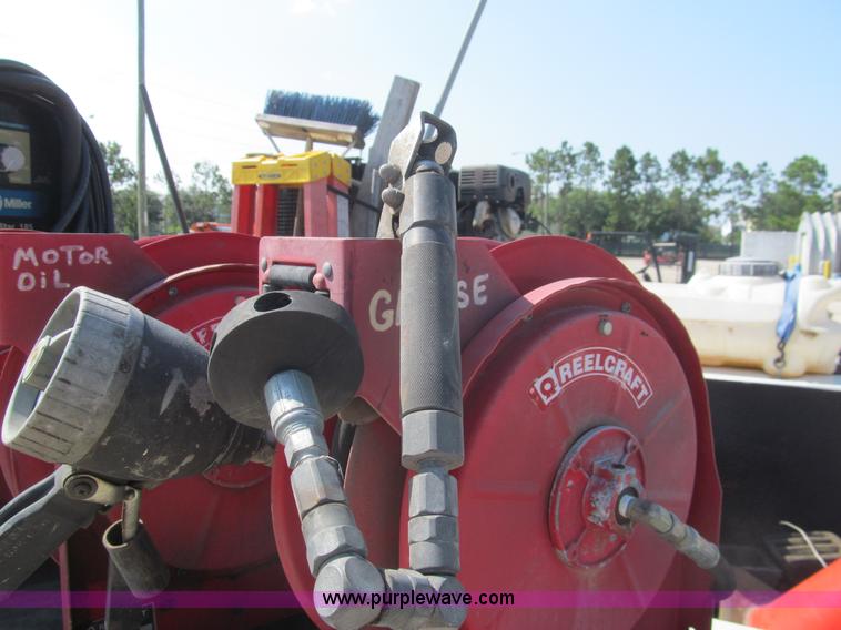 image for item I7007 2007 Ford F550 Super Duty XL service truck