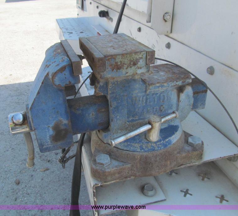 image for item I7007 2007 Ford F550 Super Duty XL service truck