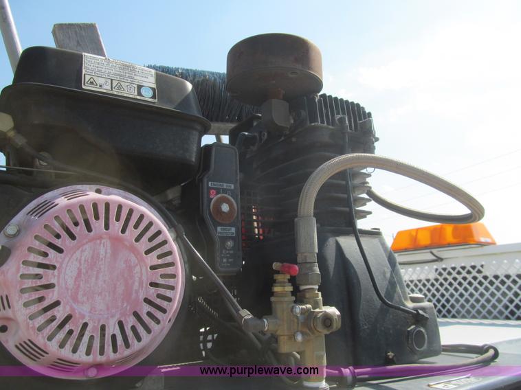 image for item I7007 2007 Ford F550 Super Duty XL service truck