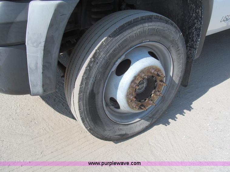 image for item I7007 2007 Ford F550 Super Duty XL service truck