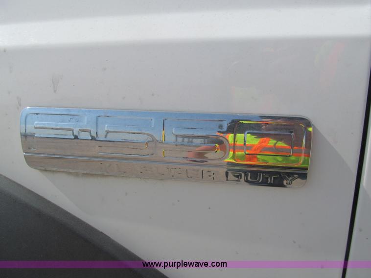 image for item I7007 2007 Ford F550 Super Duty XL service truck