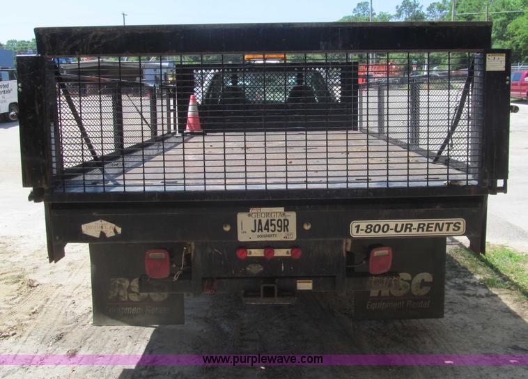 image for item I7009 2007 Ford F450 Super Duty XL flatbed truck