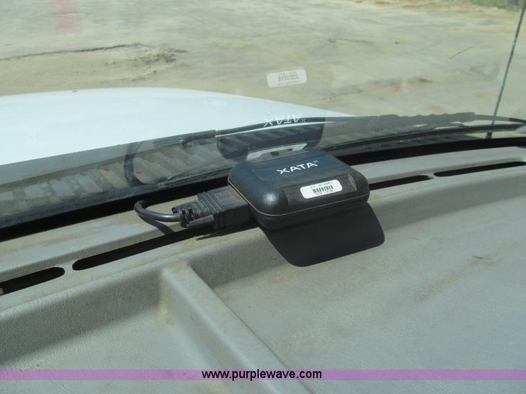 image for item I7009 2007 Ford F450 Super Duty XL flatbed truck