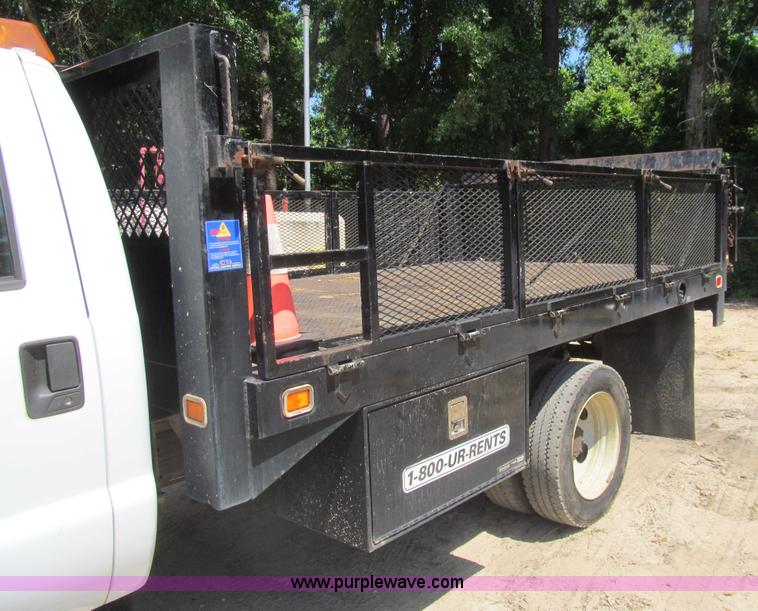 image for item I7009 2007 Ford F450 Super Duty XL flatbed truck