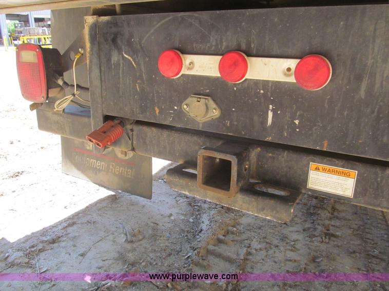 image for item I7009 2007 Ford F450 Super Duty XL flatbed truck