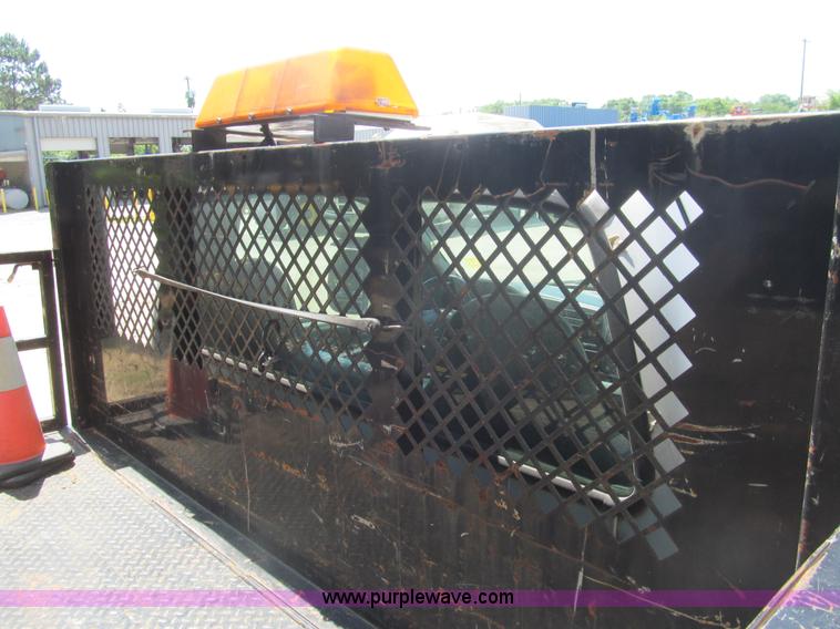 image for item I7009 2007 Ford F450 Super Duty XL flatbed truck