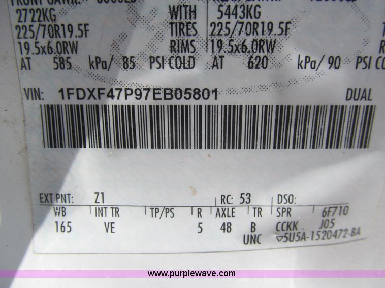 image for item I7009 2007 Ford F450 Super Duty XL flatbed truck