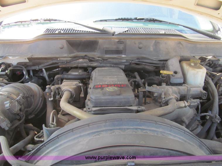 image for item I7010 2008 Dodge Ram 5500 service truck with crane