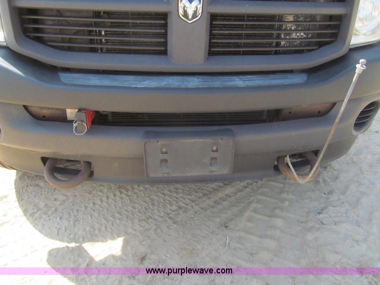 image for item I7010 2008 Dodge Ram 5500 service truck with crane