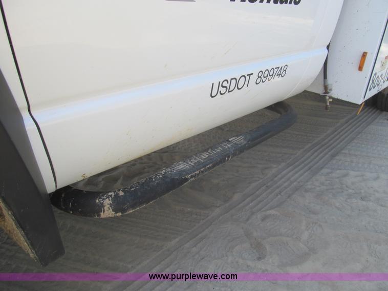 image for item I7010 2008 Dodge Ram 5500 service truck with crane