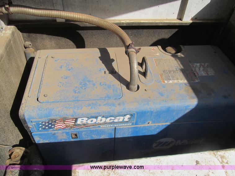 image for item I7010 2008 Dodge Ram 5500 service truck with crane